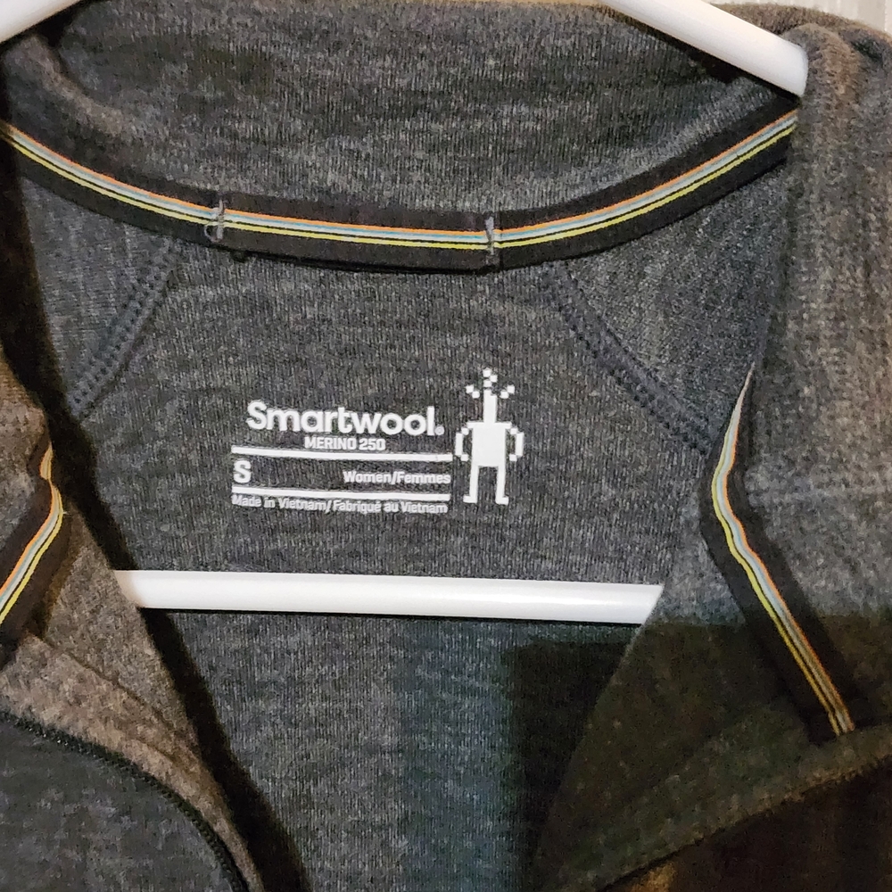 Smartwool Women's Charcoal Long Sleeve Half-Zip Top - Picture 3 of 4